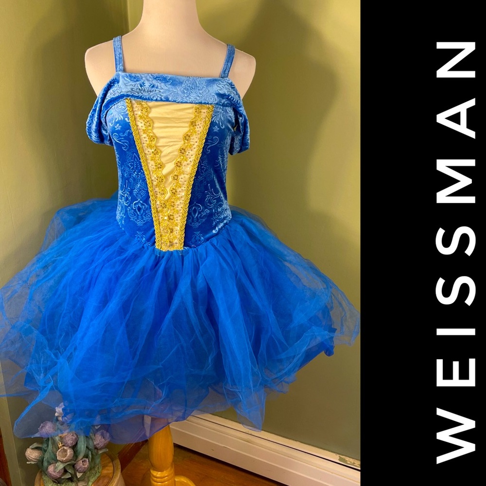 XLC Weissman dance costume